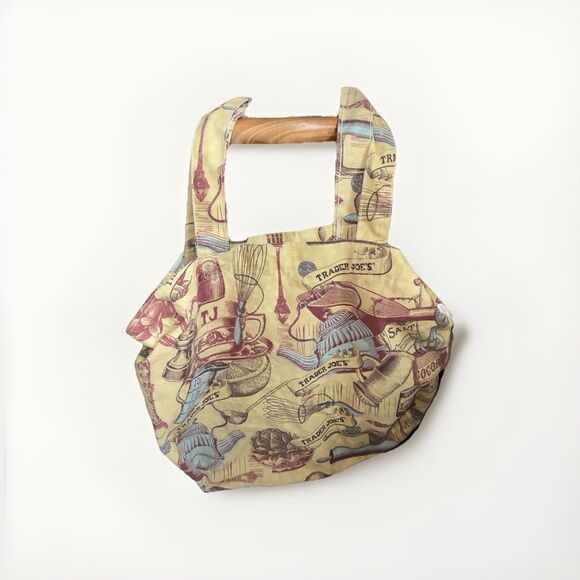 Trader Joe’s Reusable Canvas Tote Kitchen Grocery Boston Motifs - Picture 2 of 11